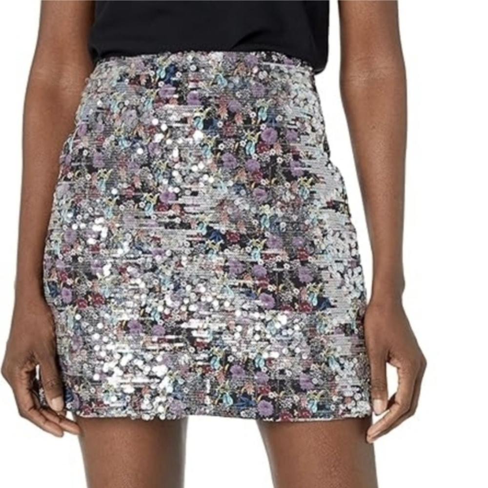 Club Monaco Mini Skirt Sequin Floral Winterberry Multicolor Size 00P